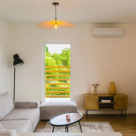 Kincses Διαμέρισμα *