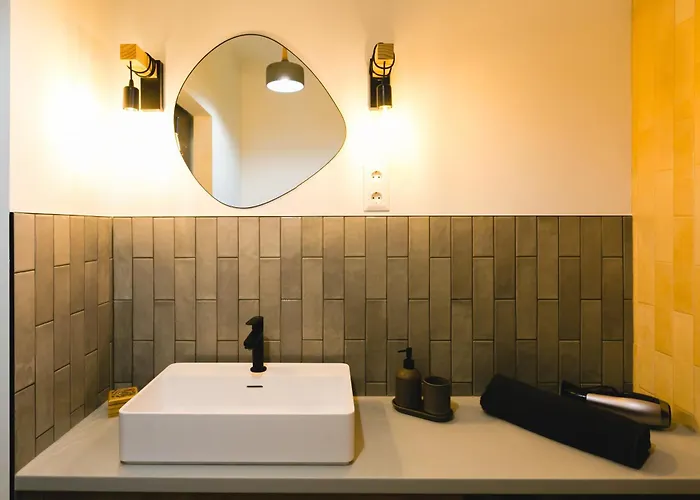 Kincses * צ'רסגטומאי